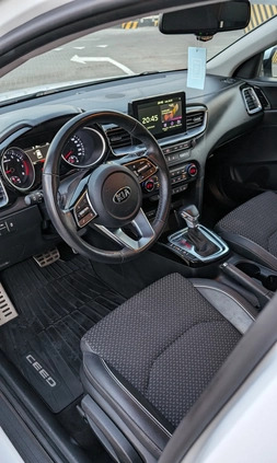 Kia Ceed cena 72999 przebieg: 71000, rok produkcji 2019 z Szczecin małe 121